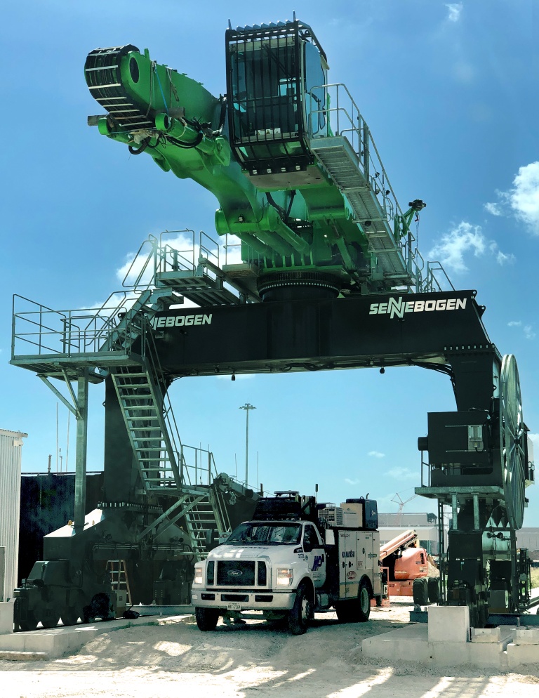 Material Handler Balancer Rental Construction Equipment Transparent Background 1024x464